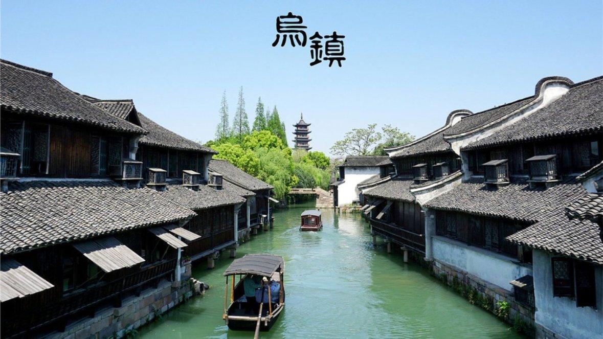 逃离废弃高校
